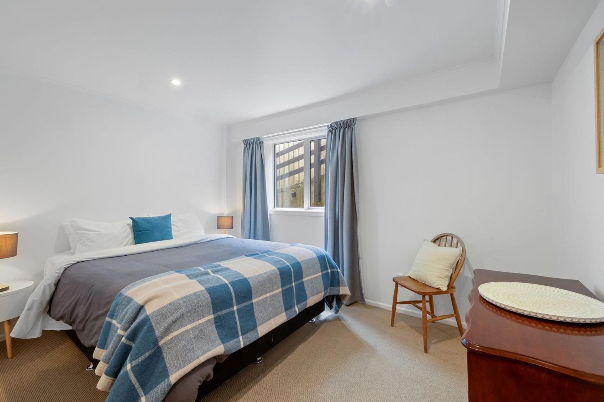 Wow On Wanaka Bay Apartment New Plymouth Exterior photo